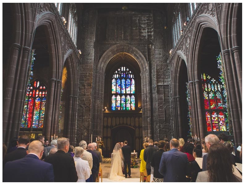 autumn-manchester-cathedral-wedding