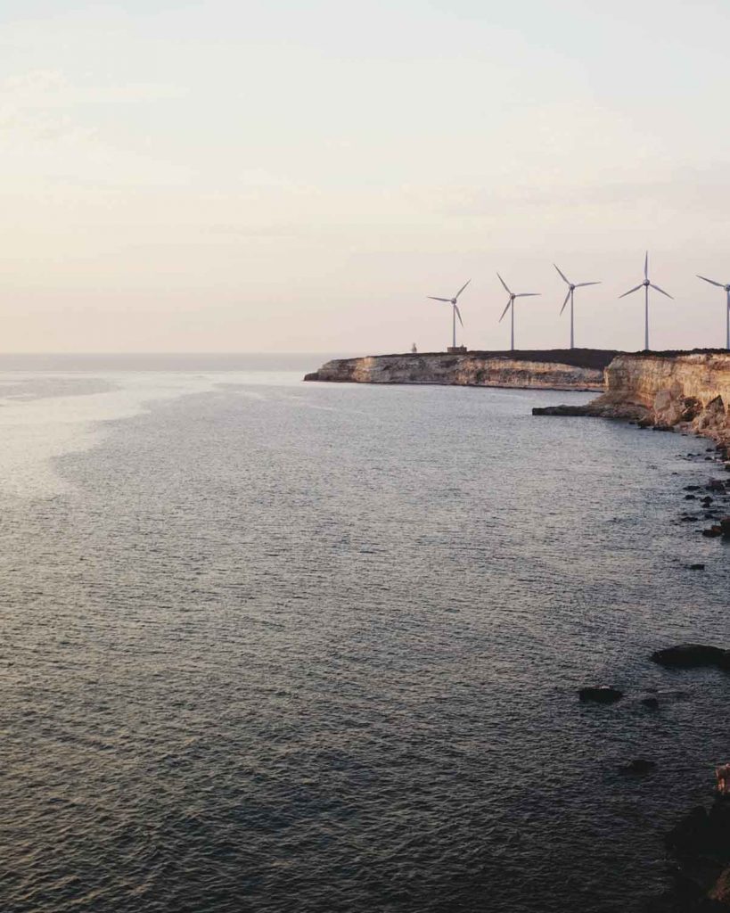 4 Ways To Save Energy & The Planet