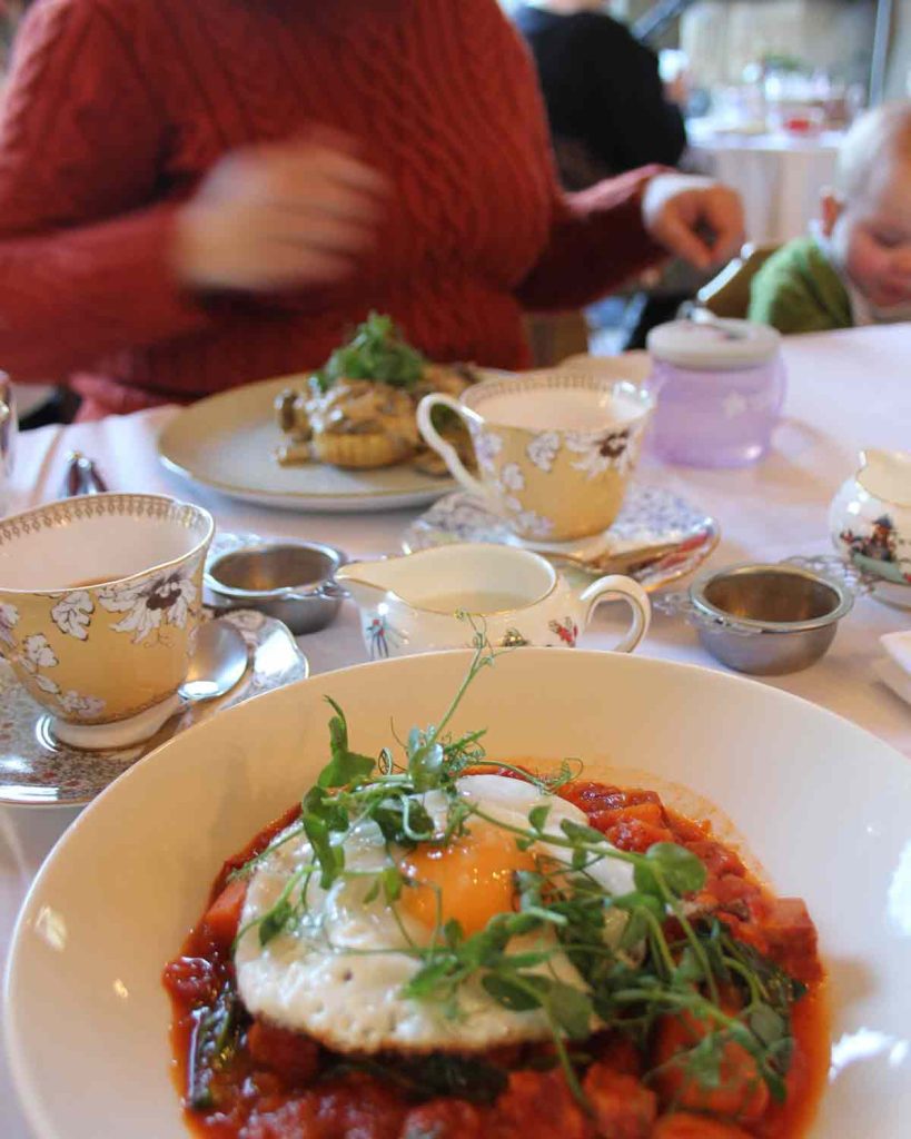 chatsworth-house-restaurant-good-fronds