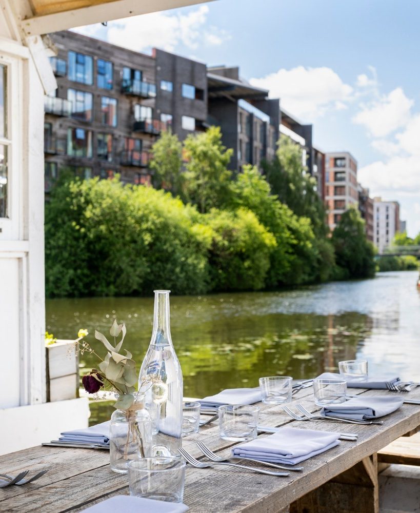 Barge-East-Garden-London-Restaurant